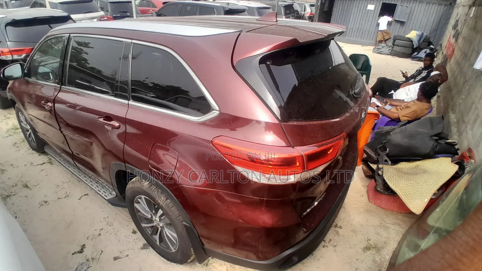 Toyota Highlander Limited 4x2 V6 (3.5L 6cyl 8A) 2017 Red