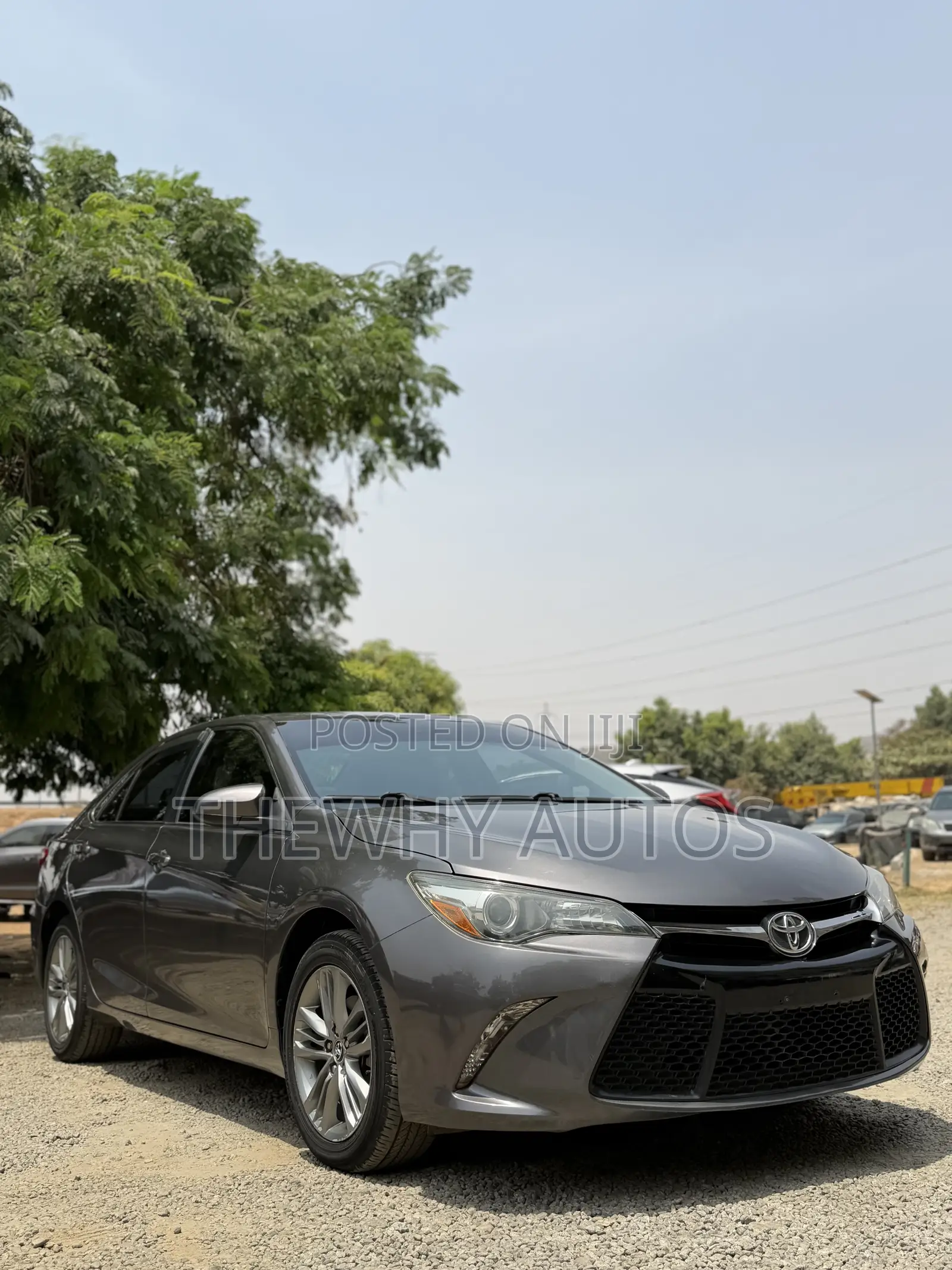 Toyota Camry SE 4dr Sedan (2.5L 4cyl 6A) 2015 Gray