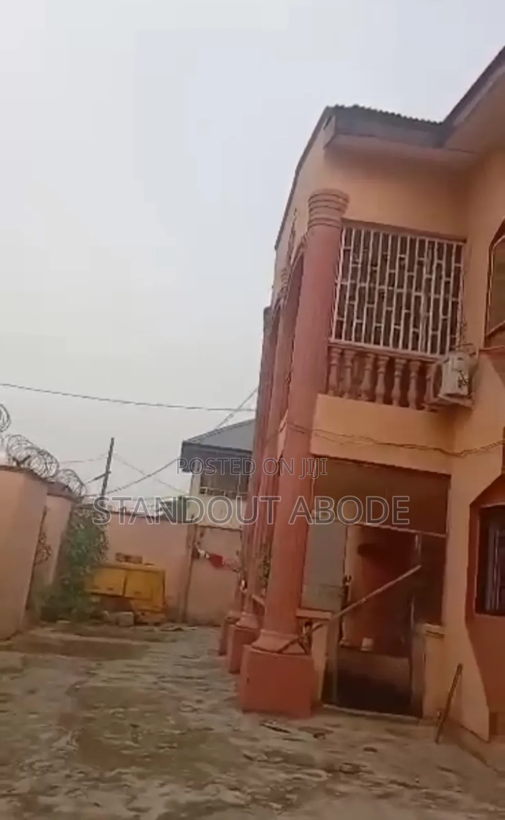3bdrm Block of Flats in In Mini Estate for sale