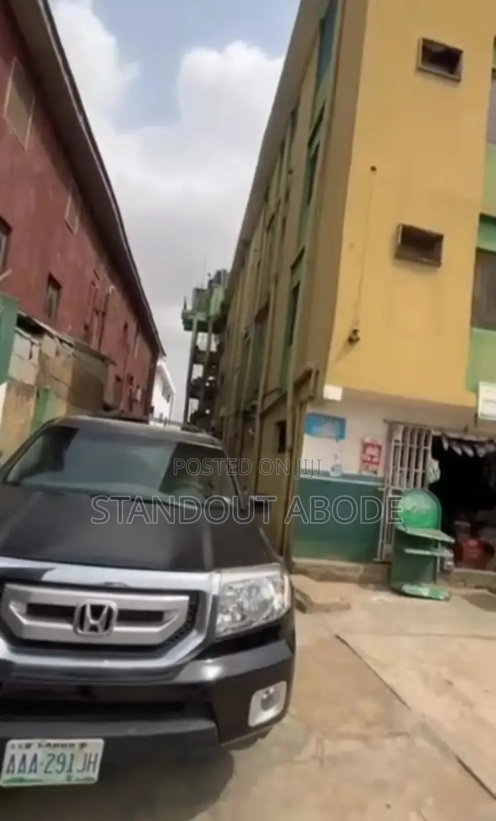 3bdrm Block of Flats in Ijaiye Ojokoro Lagos, Alagbado for sale