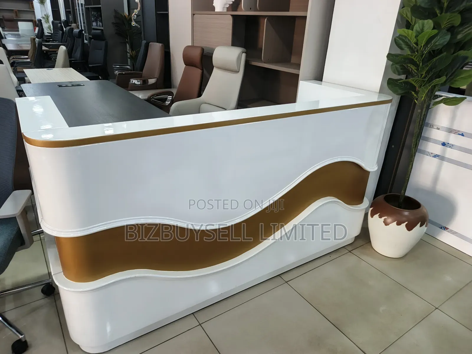 2 Seaters Executive Receptionist Table.