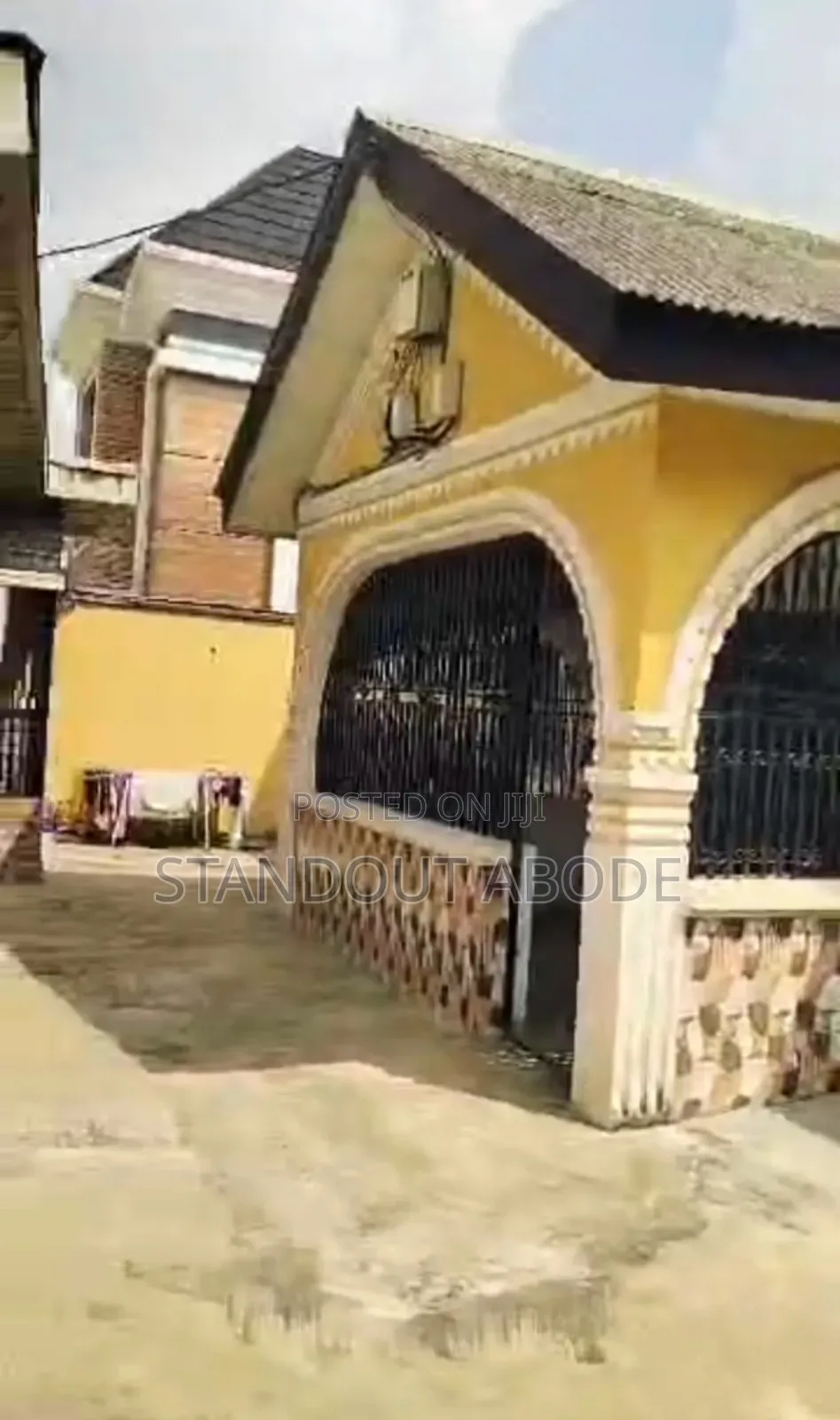 6bdrm Block of Flats in Good Location, Abule Egba for sale