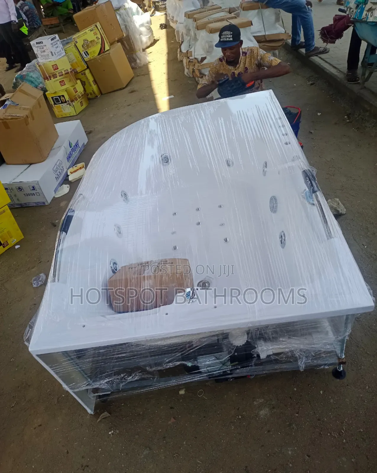 Quantity Double Jacuzzi With Massage Jets