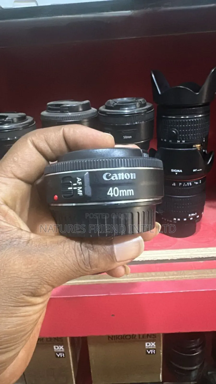 Canon Lens 40mm STM
F2.8