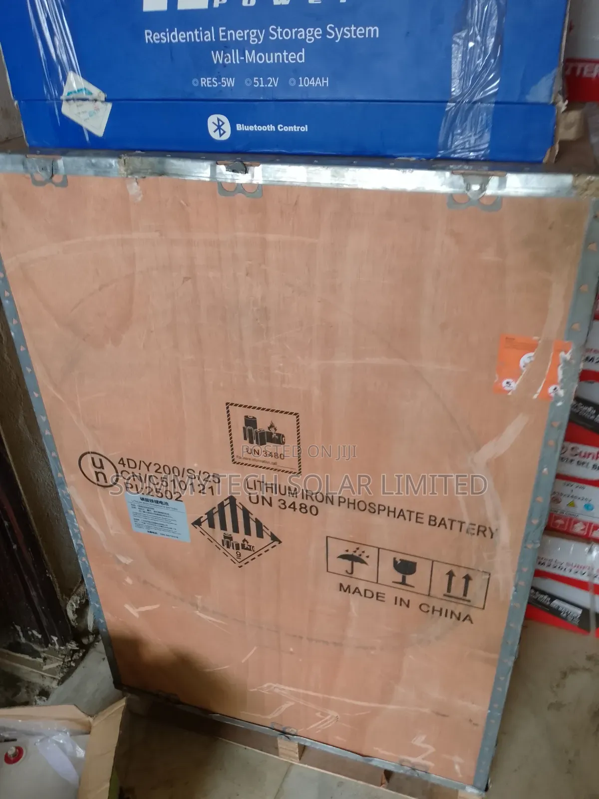 15kwh Felicity Luthiun Ion Battery Standing