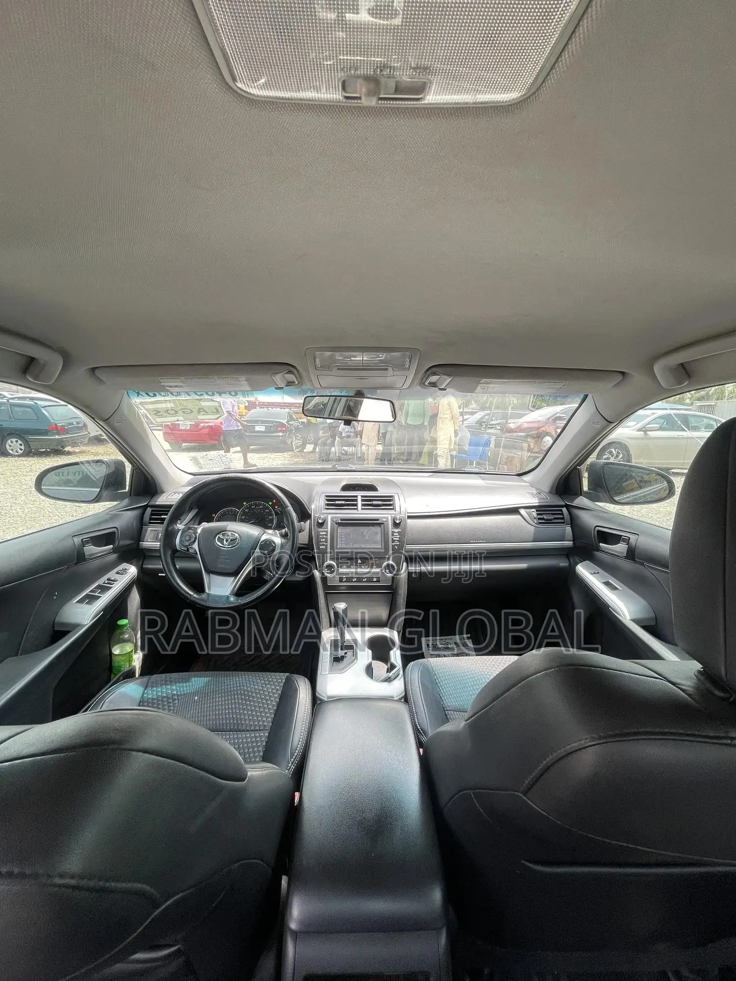 Toyota Camry SE 4dr Sedan (2.5L 4cyl 6A) 2014 Gray