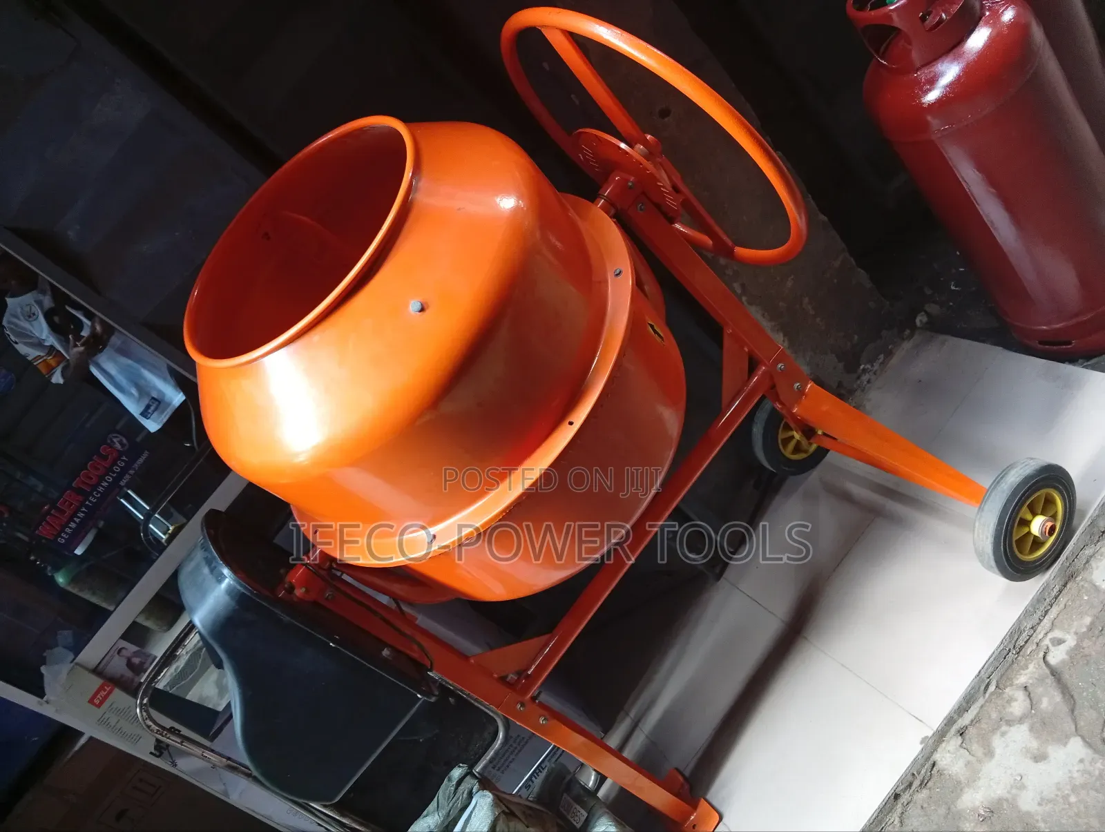 Portable Concrete Mixer, Commonly Used for Mixing Cement,