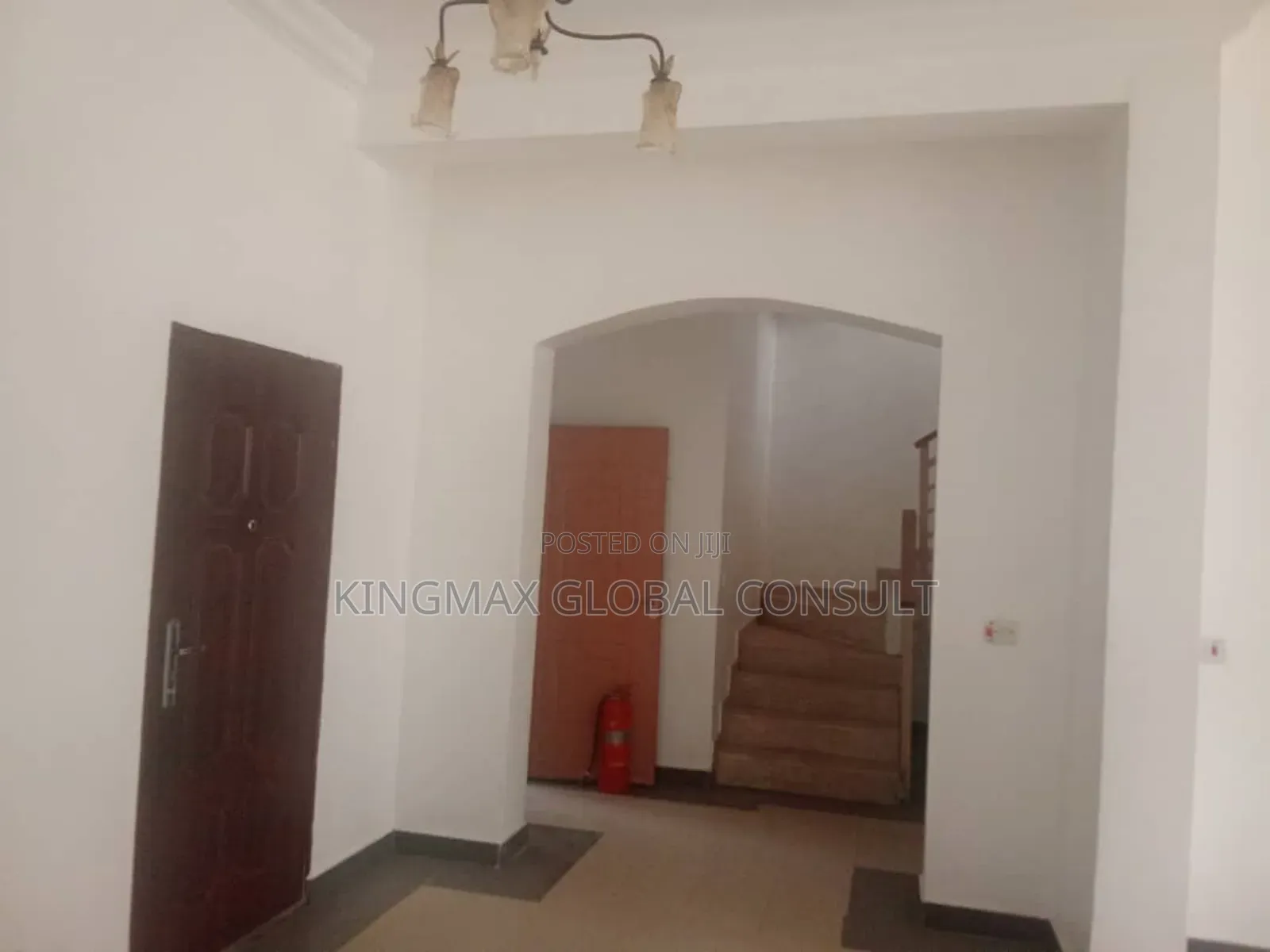 3bdrm Block of Flats in Wuse Zone 4 Abuj for sale