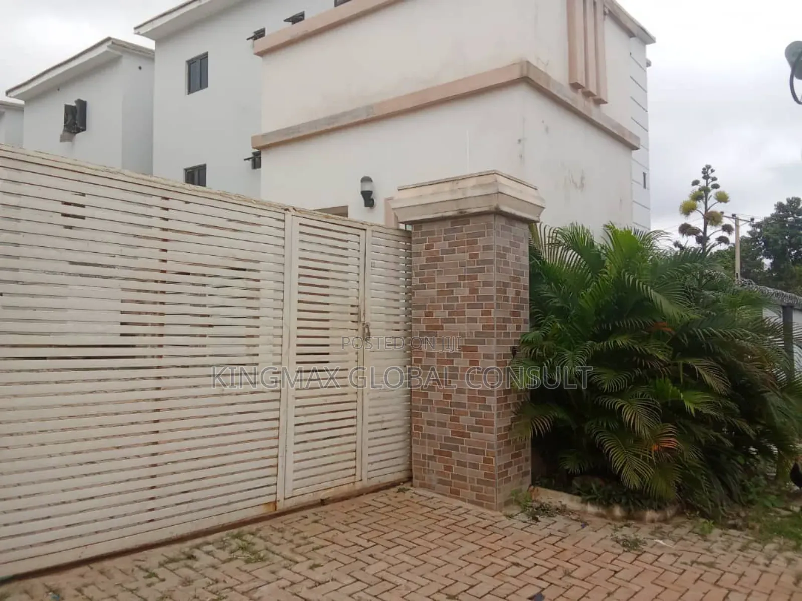 4bdrm Townhouse/Terrace in Area 11 for sale