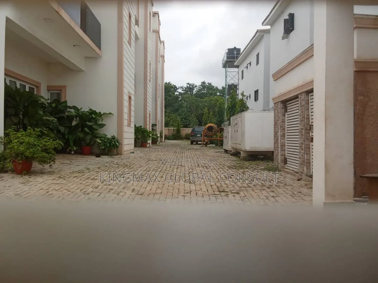 4bdrm Townhouse/Terrace in Area 11 for sale