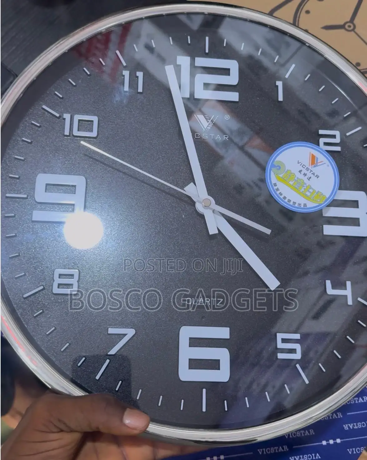 Quality Modern Large Wireless Wall Clock Hidden Camera