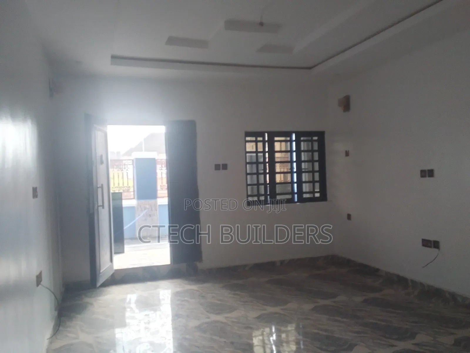 3bdrm Block of Flats in Benin City for rent
