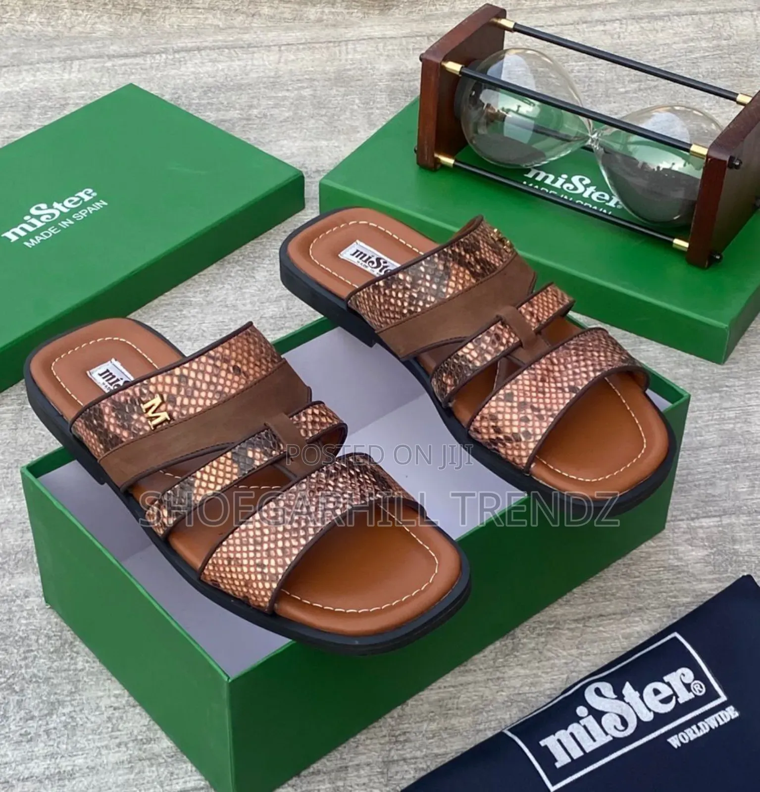 Quality Men's Mister Leather Palm Slippers