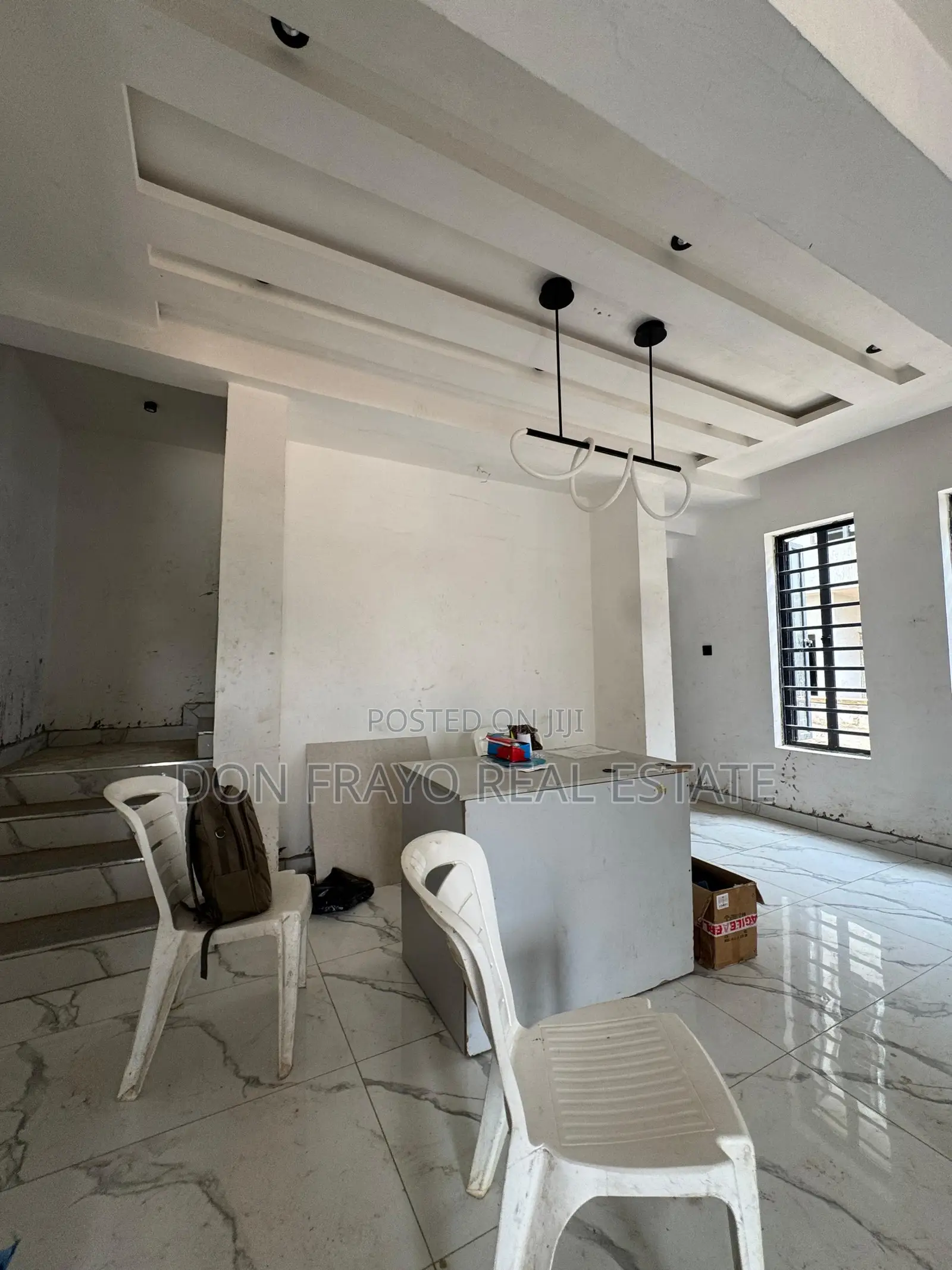 4bdrm Duplex in Jericho Gra for sale