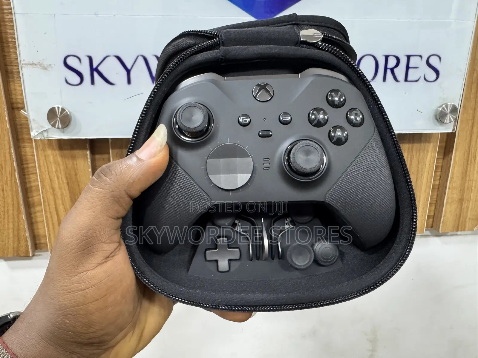 Xbox Elite 2 Controller