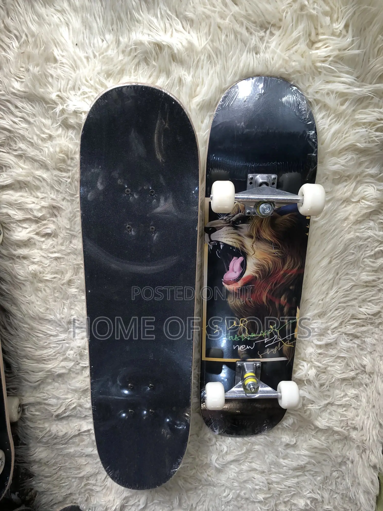 Brand New Lion Head Skate Board