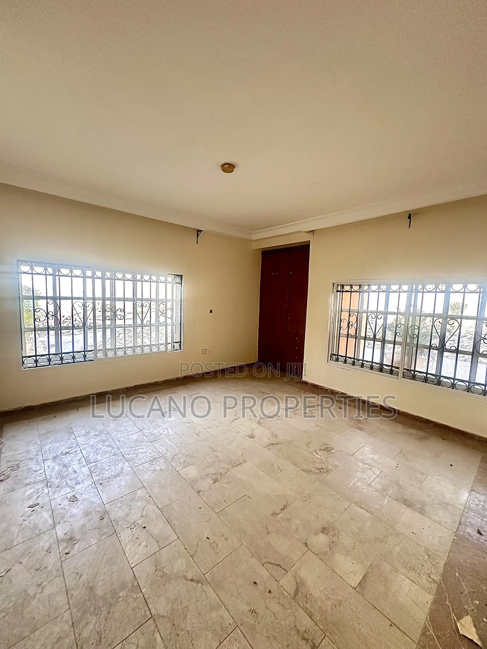 5bdrm Duplex in Wuse District for rent