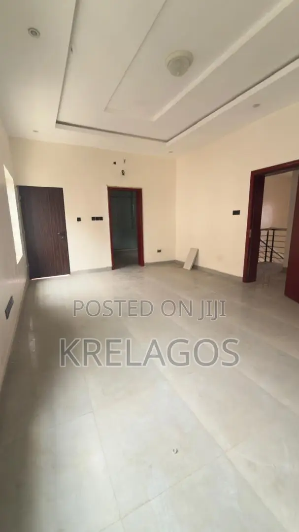 4bdrm Duplex in Ikate for sale