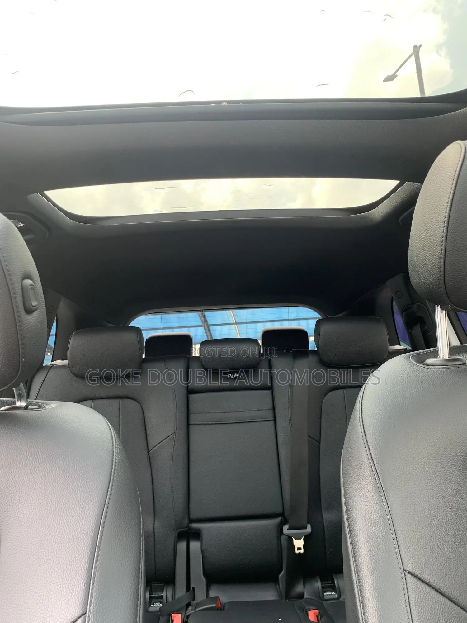 Mercedes-Benz GLB-Class 2022 White