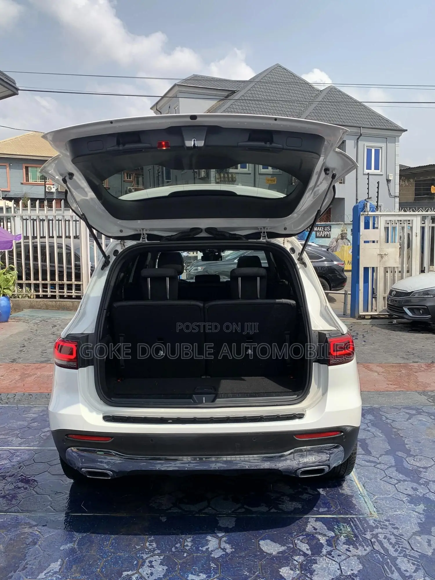 Mercedes-Benz GLB-Class 2022 White