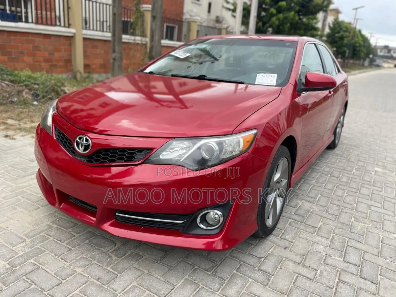 Toyota Camry SE V6 4dr Sedan (3.5L 6cyl 6A) 2012 Red