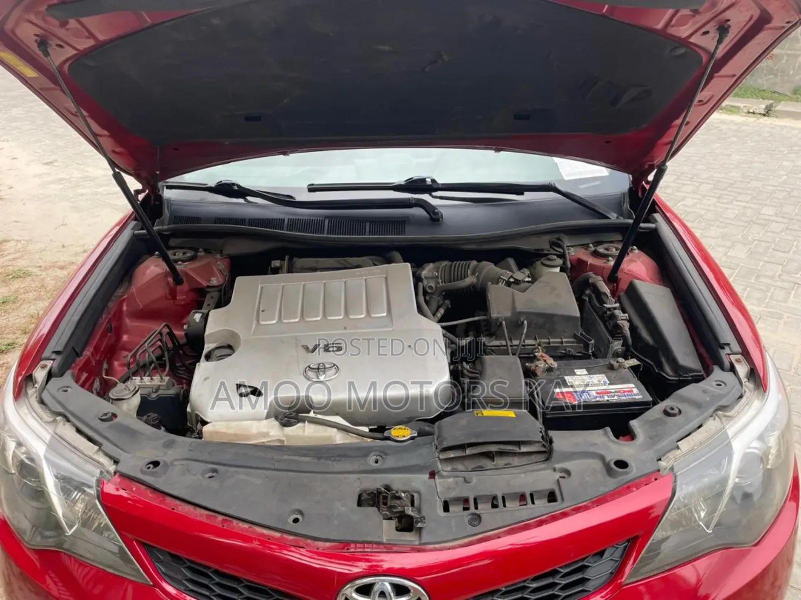 Toyota Camry SE V6 4dr Sedan (3.5L 6cyl 6A) 2012 Red