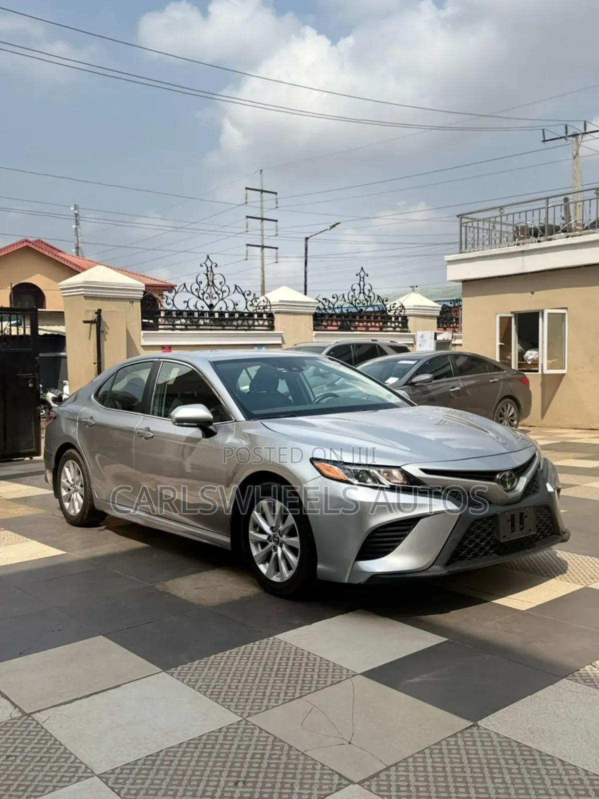 Toyota Camry SE (2.5L 4cyl 8A) 2019 Silver