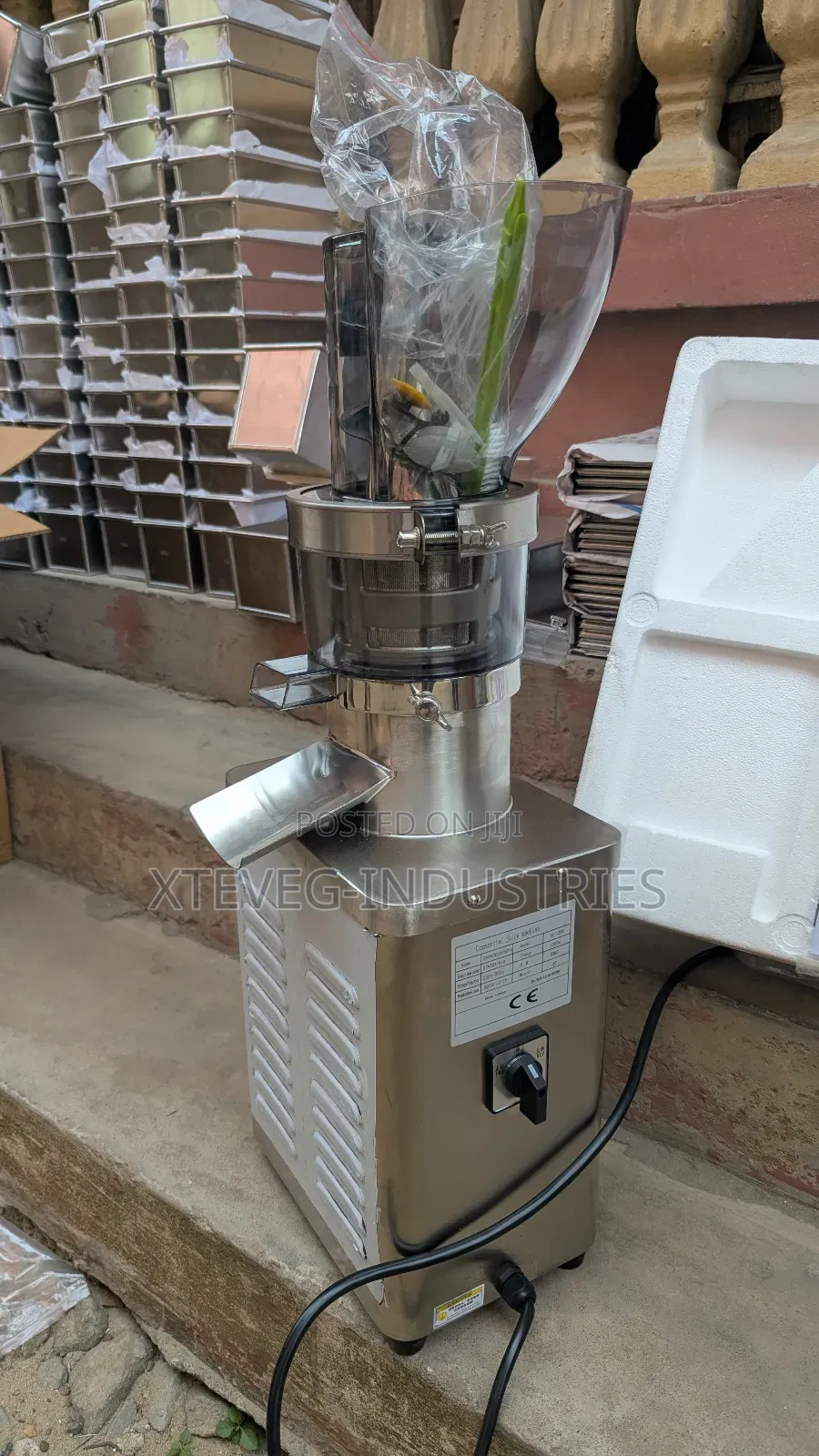 Commercial Cold Press Juicer (Stainless Steel Juice Extractor)