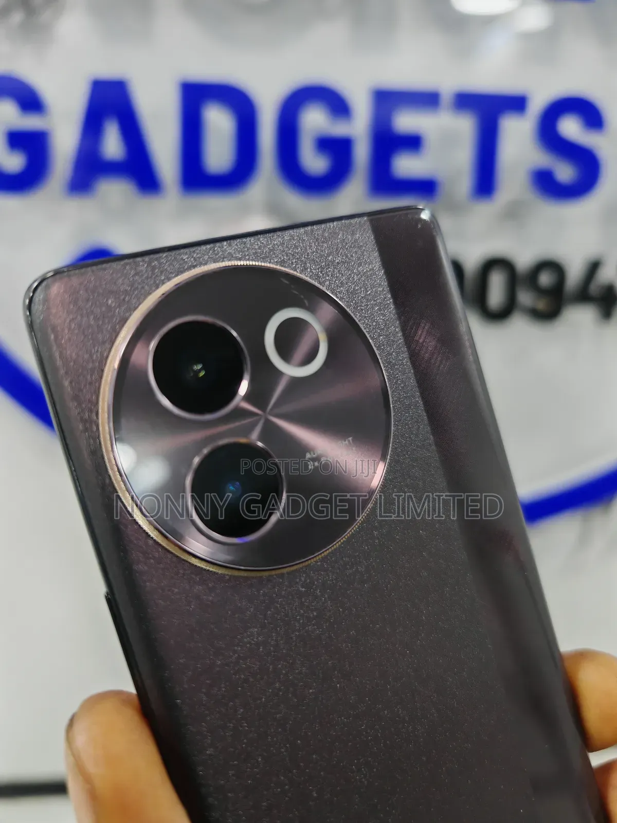 Vivo V30e 256 GB Red