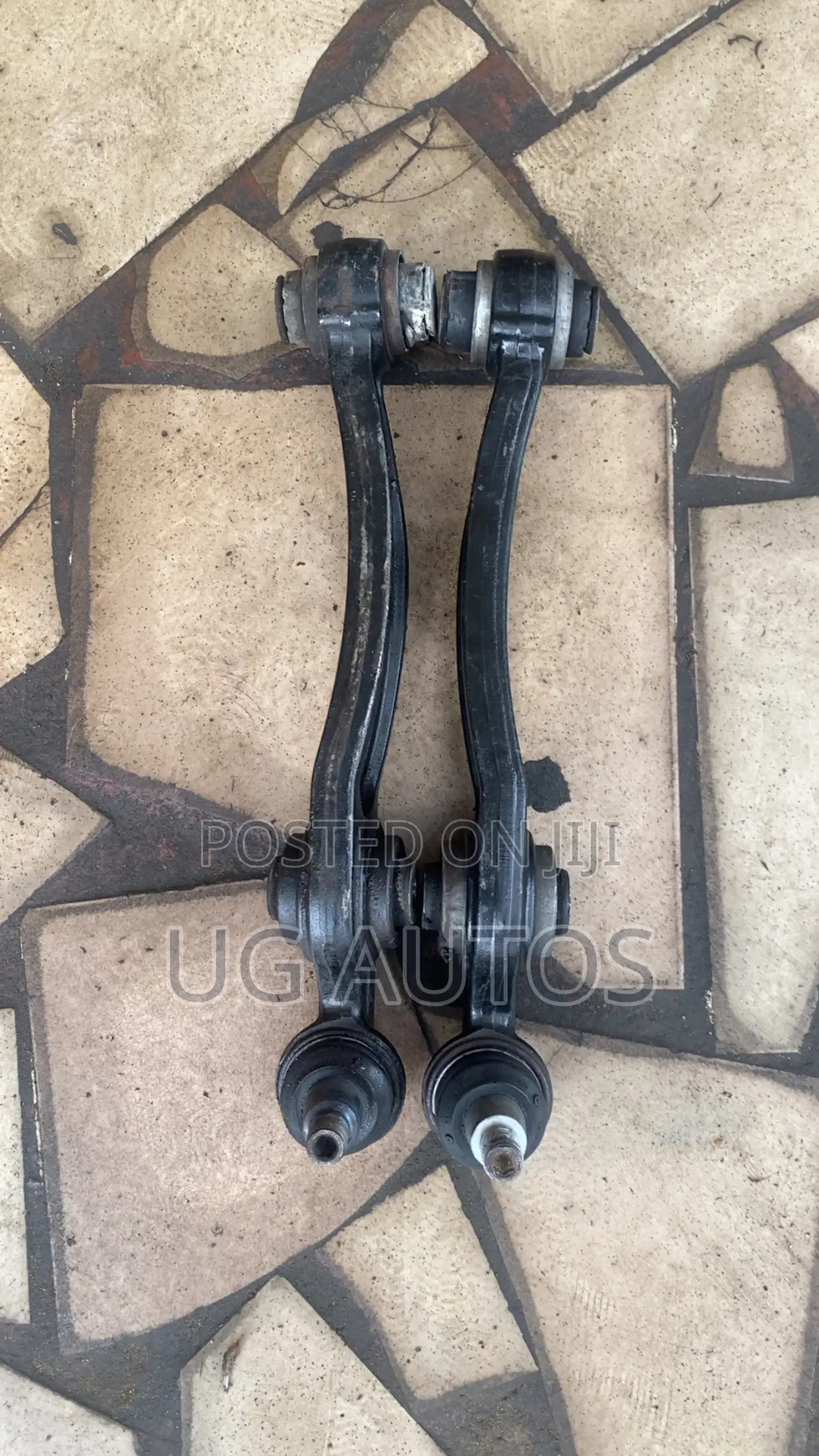 Lower Arm Range Rover Vogue 2015 (Small)