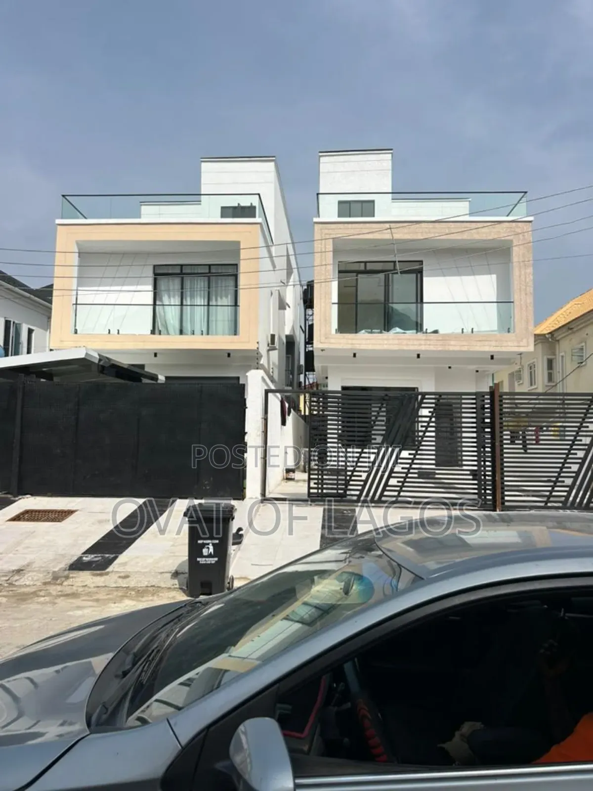 5bdrm Duplex in Ologolo for sale