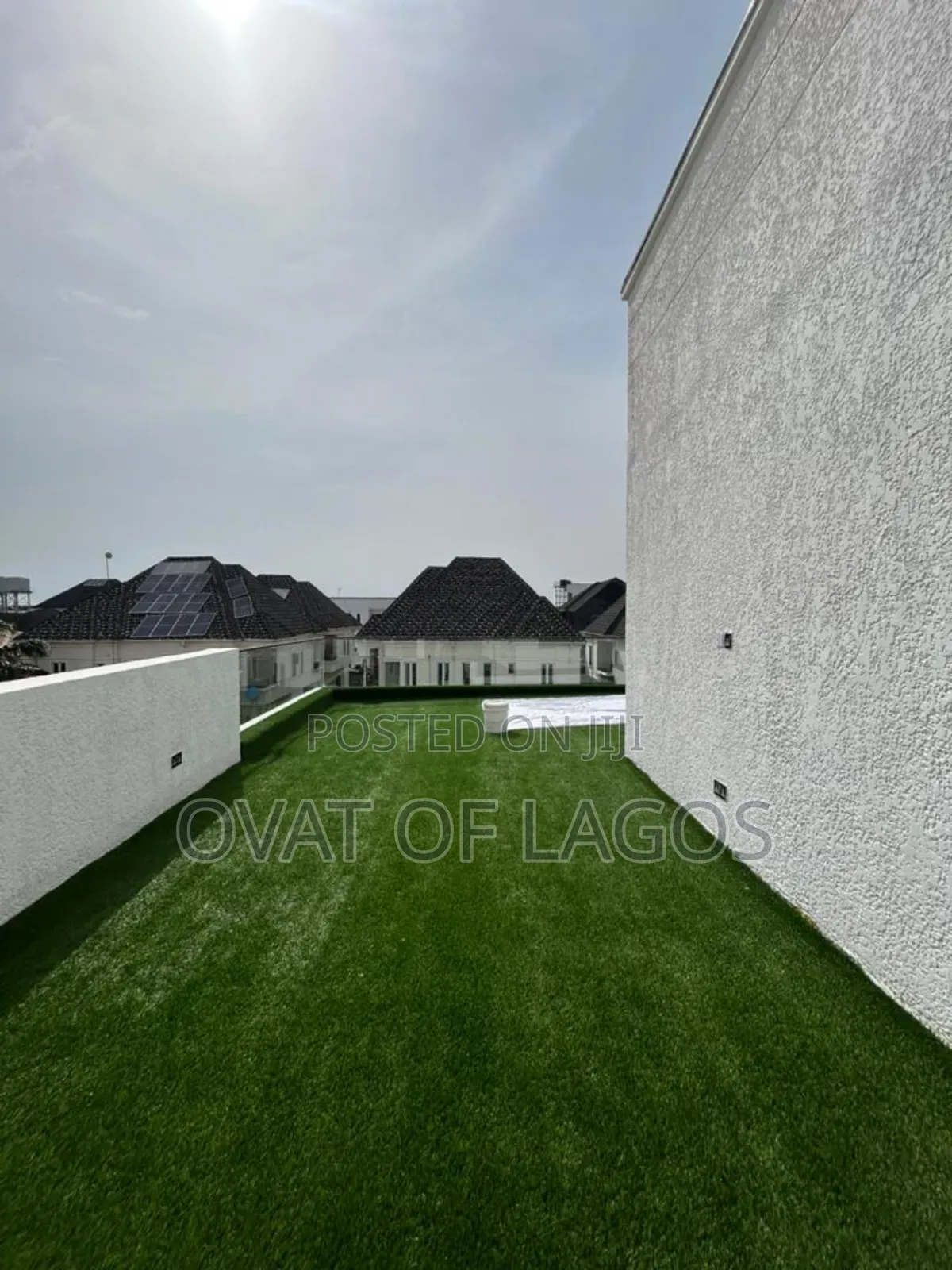 5bdrm Duplex in Ologolo for sale
