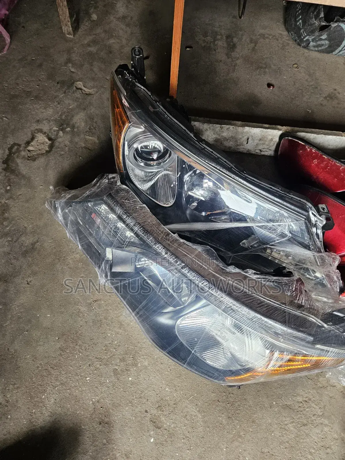 Headlight Toyota Rav4 2014 Set