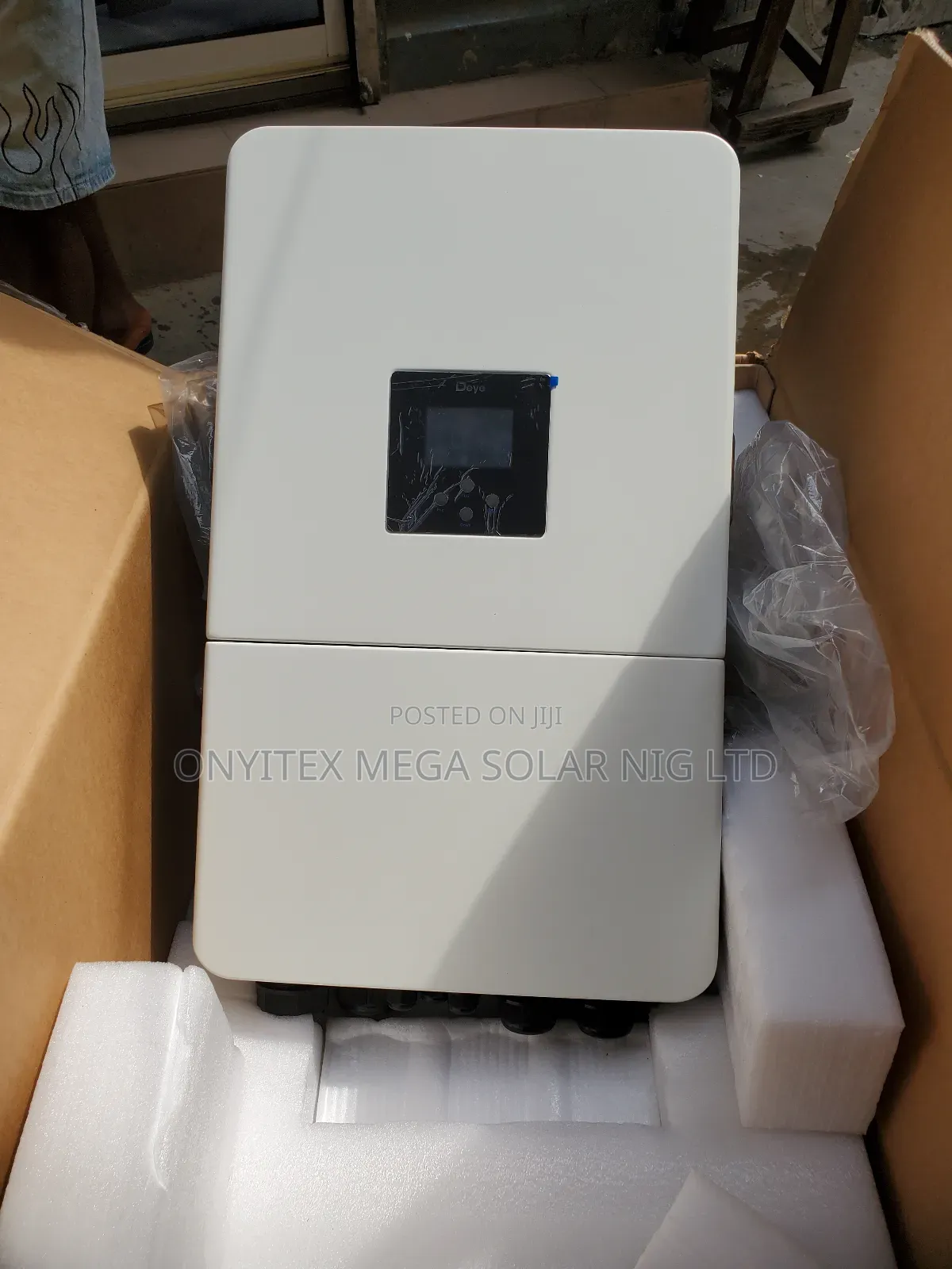 Deye Solar Inverter 20kav 48v Hybrid With Warranty