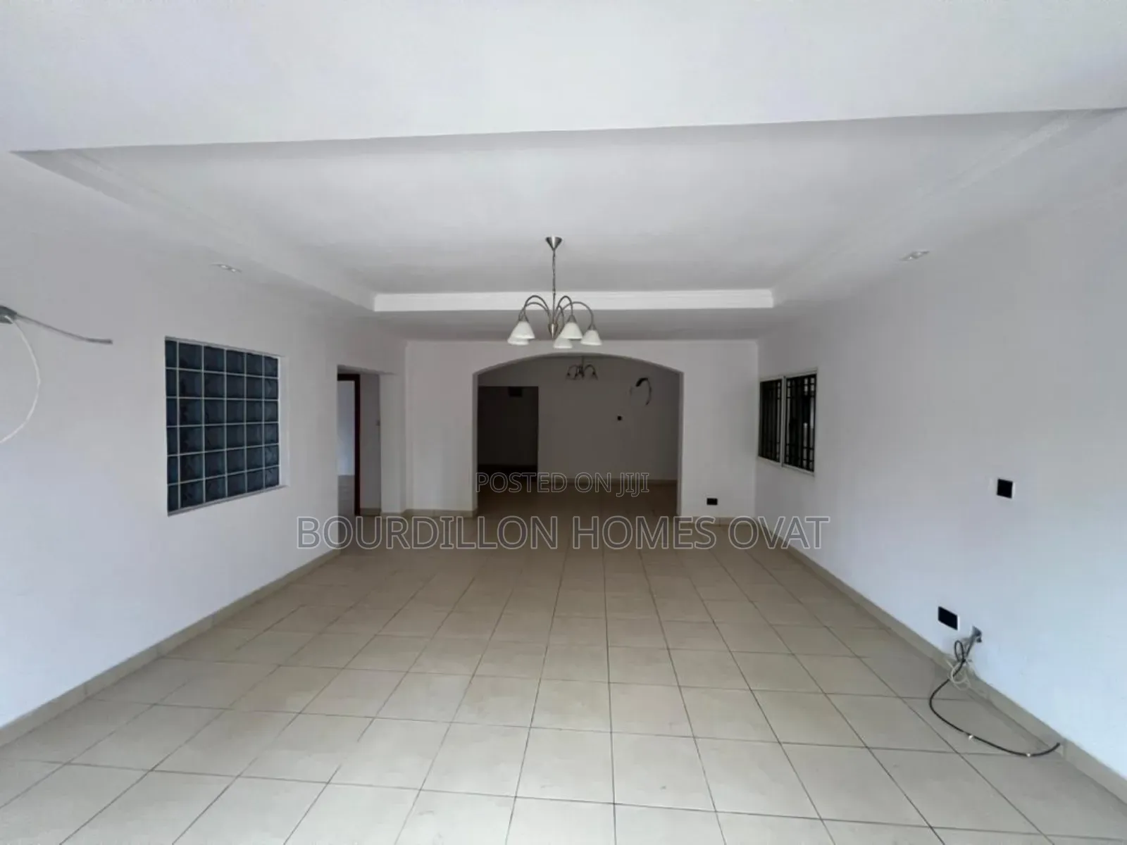 3bdrm Apartment in Lekki Phase 1 Lagos for rent