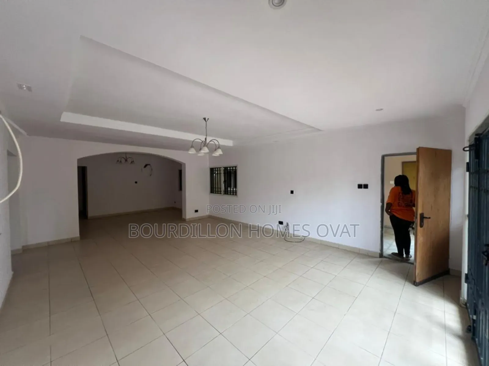 3bdrm Apartment in Lekki Phase 1 Lagos for rent