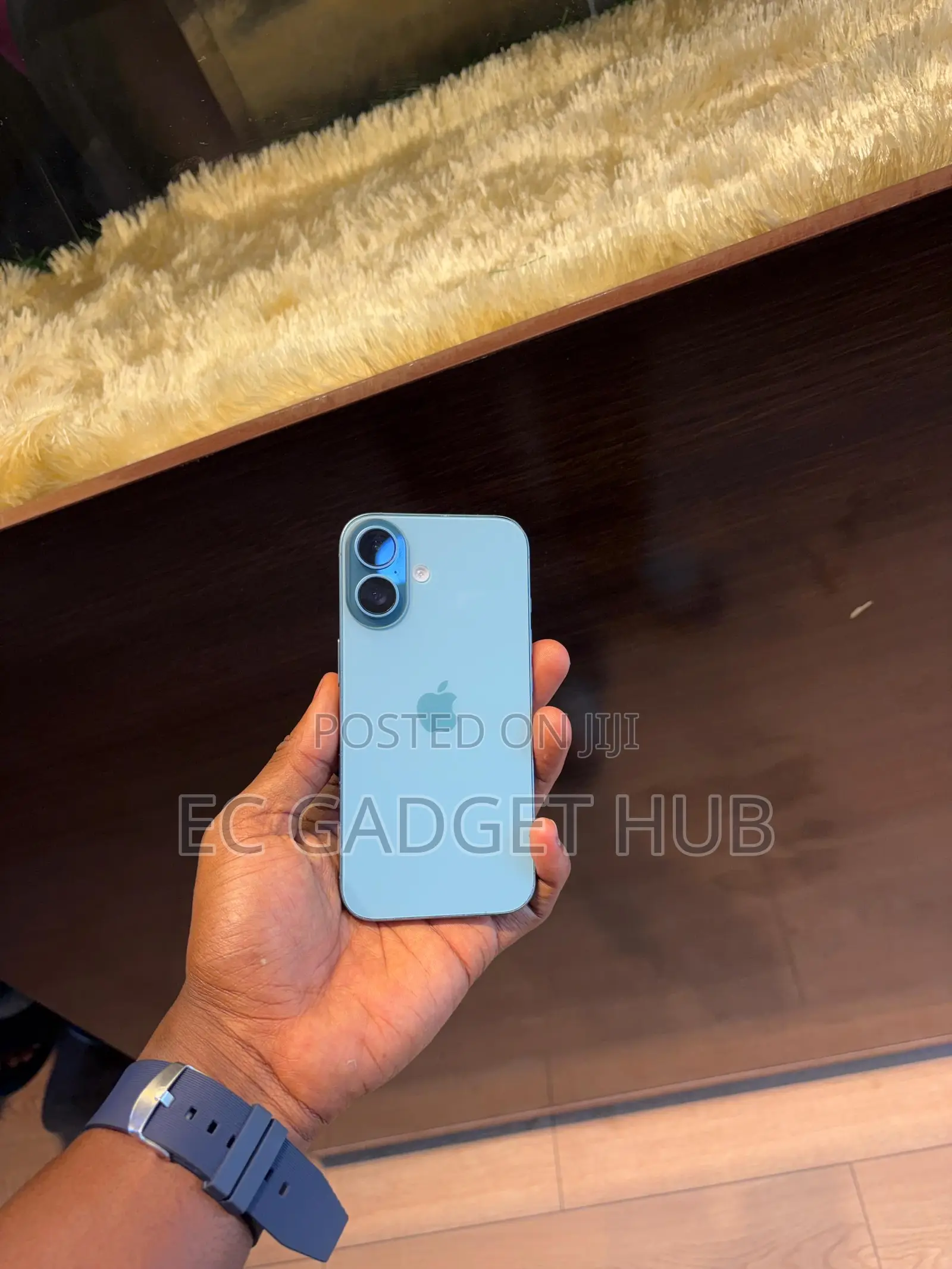Apple iPhone 16 128 GB Green