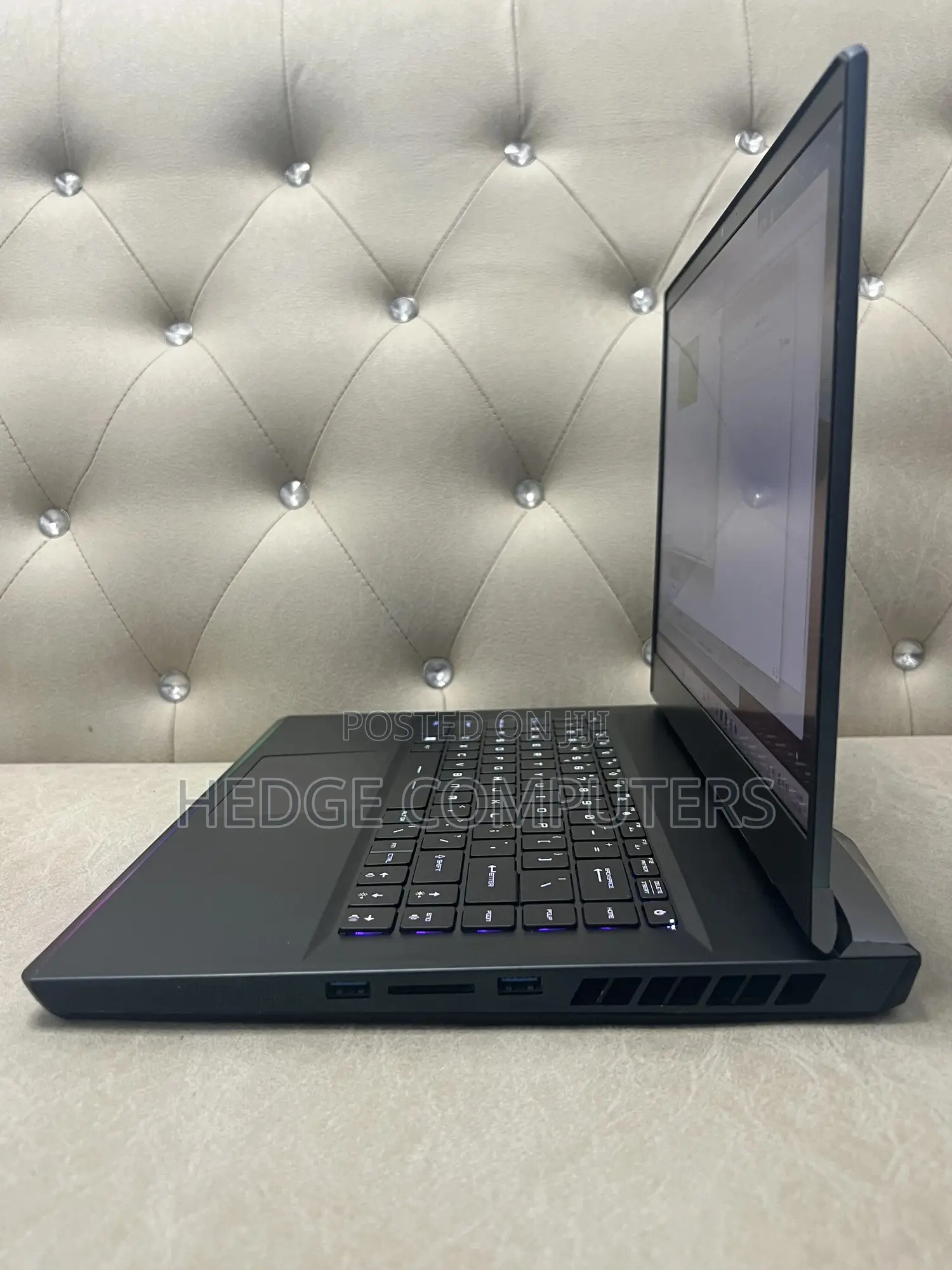 Laptop MSI GE66 Raider 16GB Intel Core i7 SSD 1T