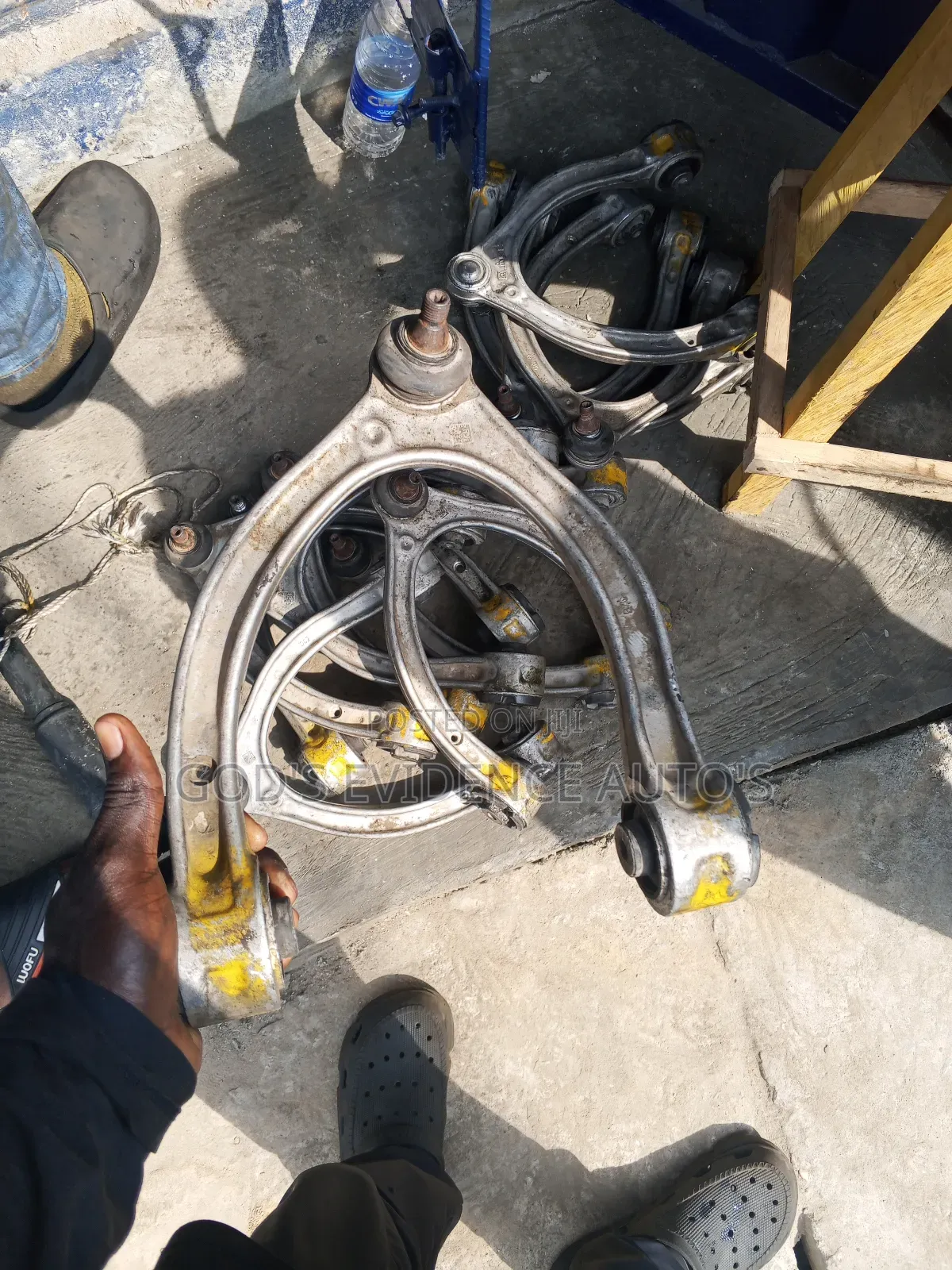Upper Arms Benz C300 W205