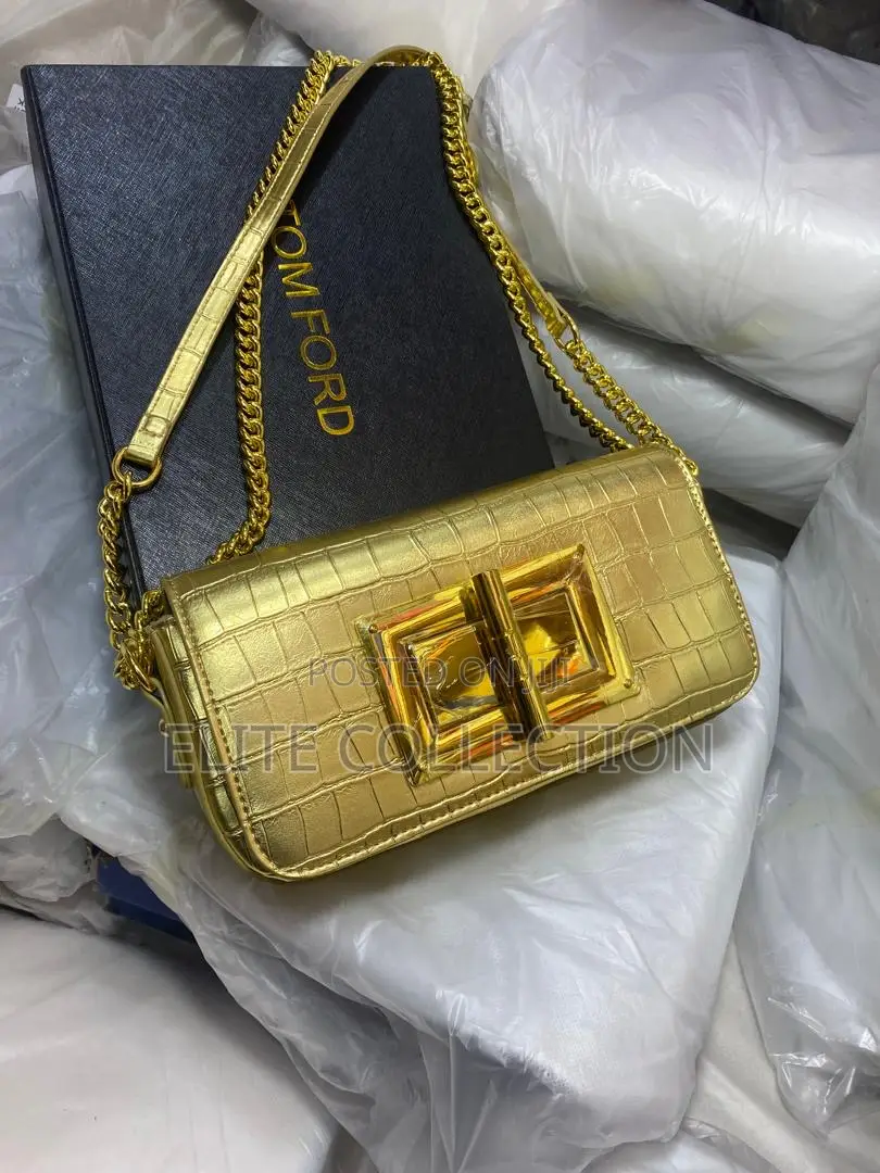 Tomford Bag Good Quality Available Size : Mide 