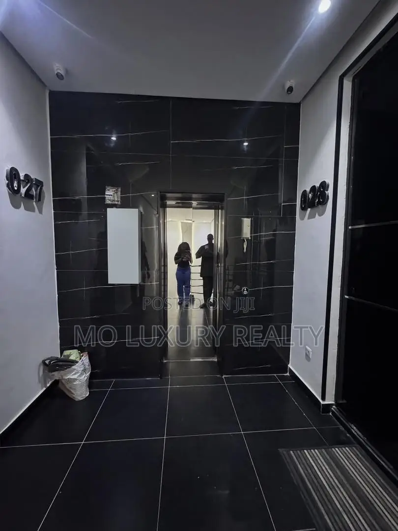 4bdrm Townhouse / Terrace in Ikate-Elegushi for rent