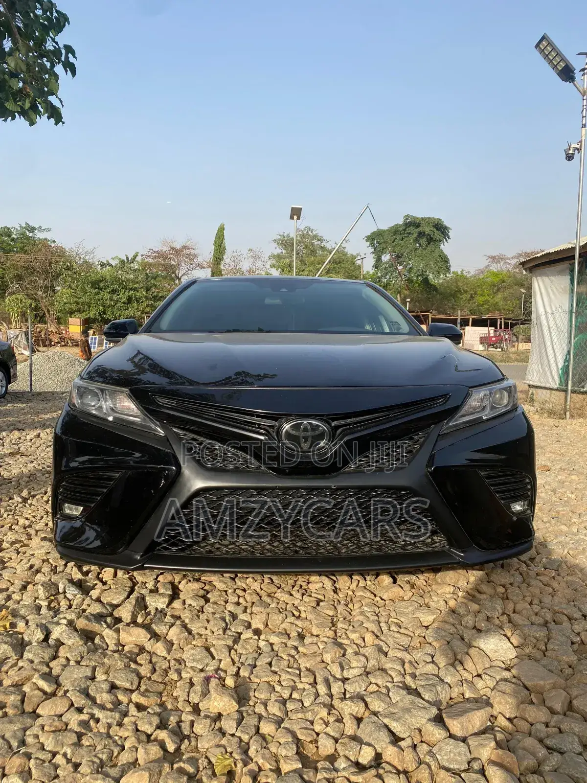 Toyota Camry SE FWD 2020 Black