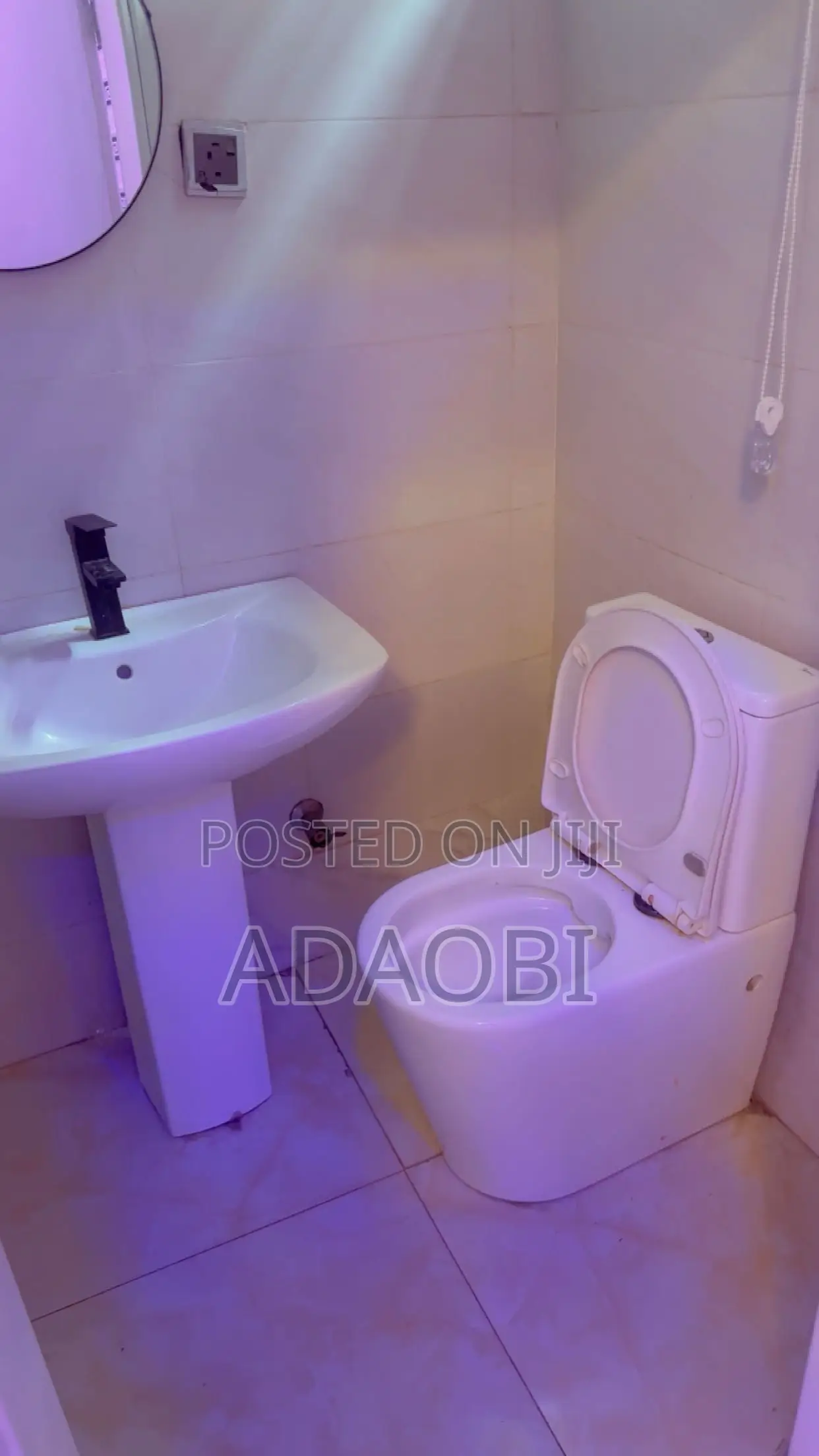 U Can Get This Place for Daily With Ac Fridge Tv DSTV