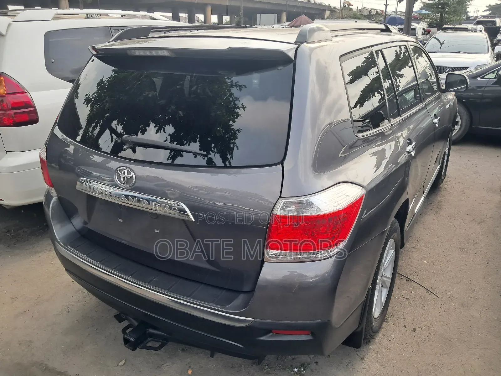 Toyota Highlander Limited 3.5l 4WD 2013 Gray