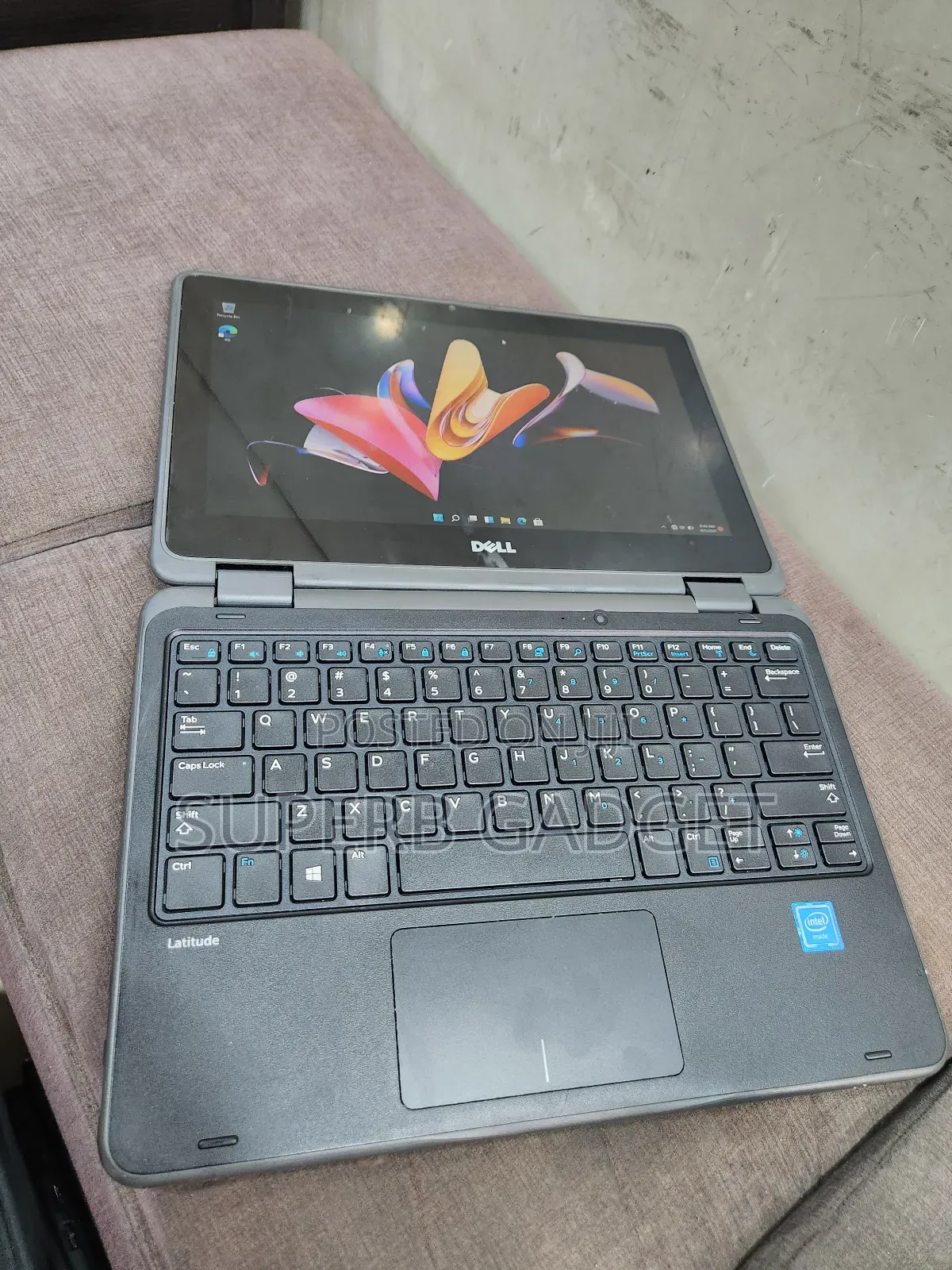Laptop Dell Latitude 3189 8GB Intel Pentium SSD 128GB