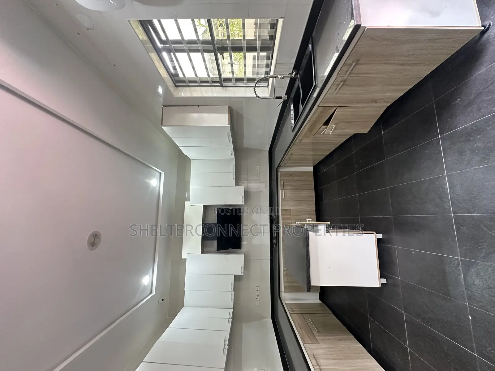 5bdrm Duplex in Lekki for sale