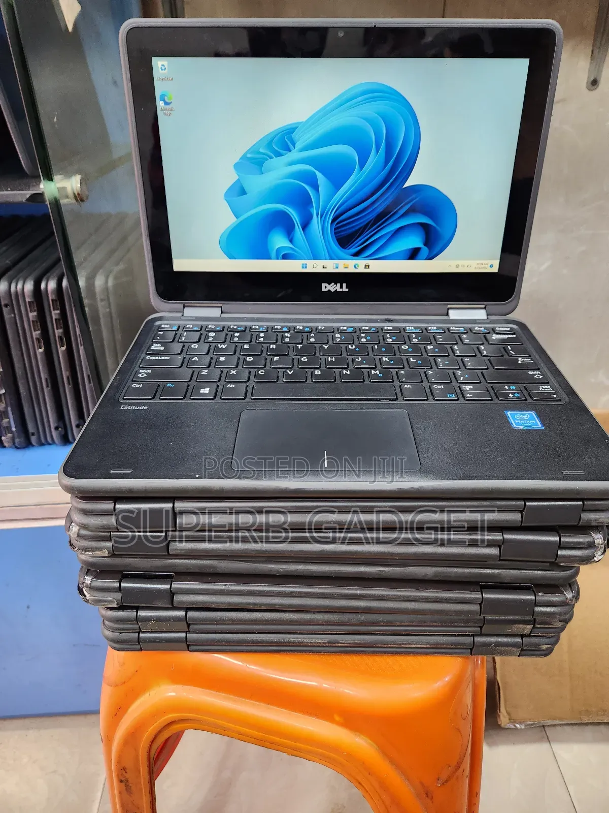 Laptop Dell Latitude 3189 8GB Intel Pentium SSD 128GB