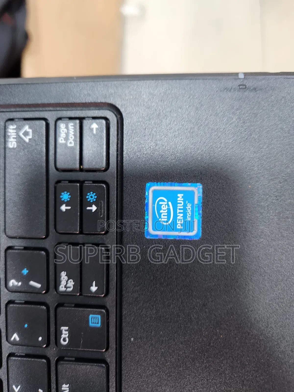 Laptop Dell Latitude 3189 8GB Intel Pentium SSD 128GB