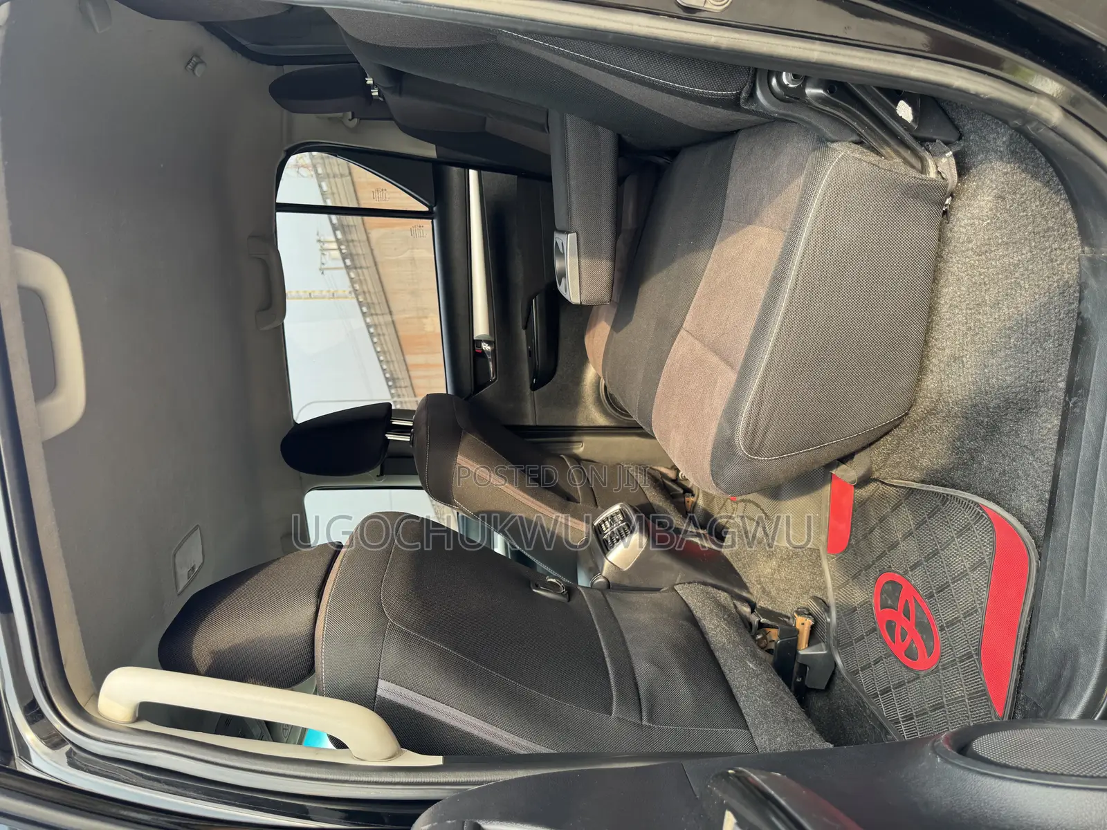 Toyota Hilux 2019 Black