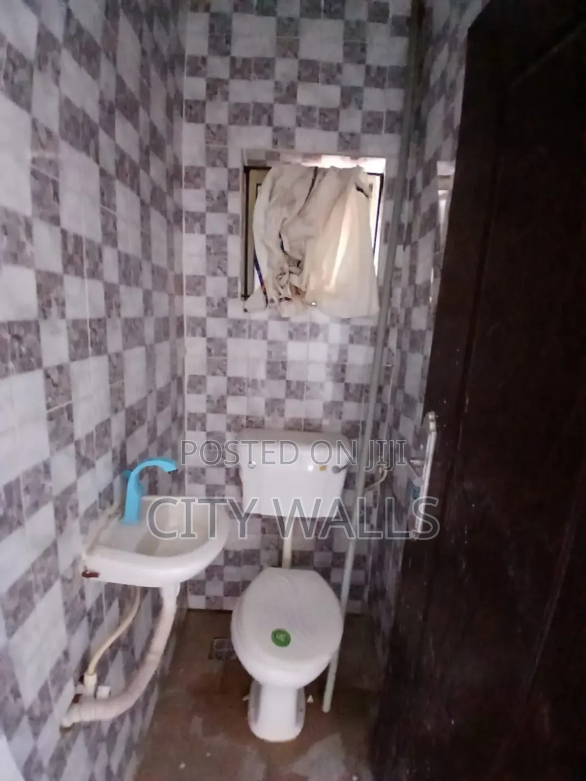 Mini Flat in Badore for rent
